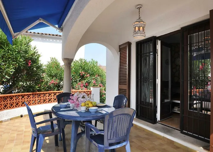 Villa Armallada L'Escala