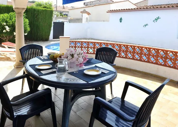 Armallada Villa L'Escala